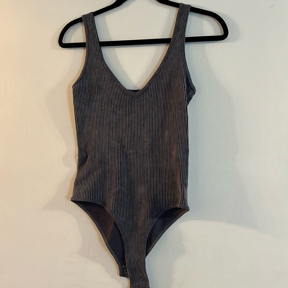 aura medium ribbed bodysuit